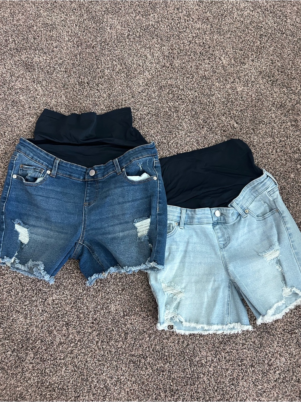Time and Tru Light Wash Maternity Denim Shorts with Black Waistband